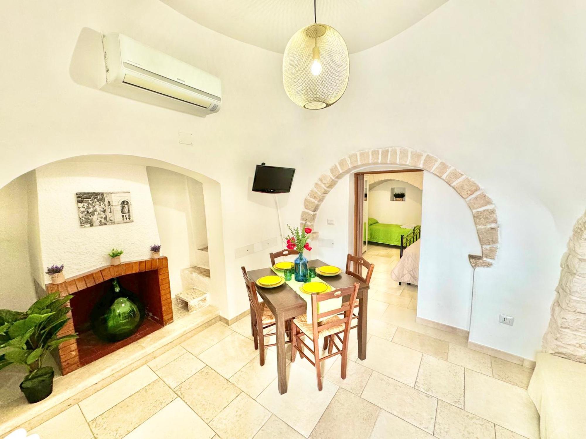 Trulli Moon Villa Alberobello Rom bilde